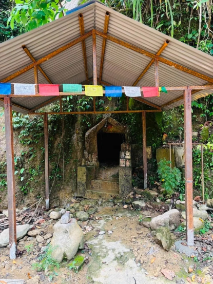 Guhawari Cave